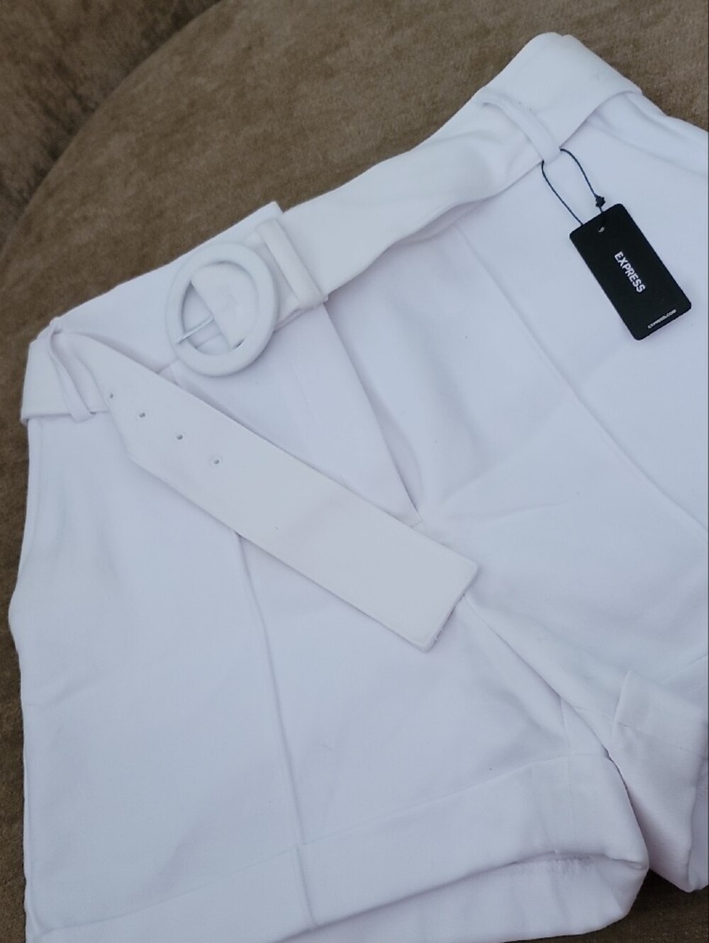 Express High-Waist White Belted Women’s Shorts - Picture 3 of 16